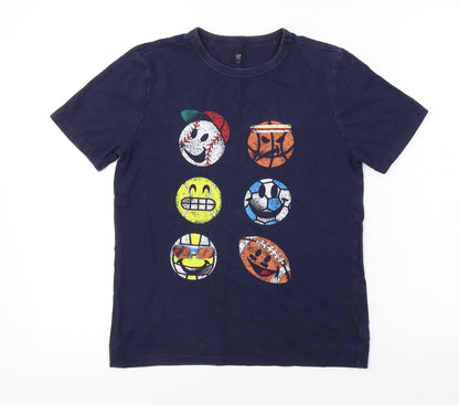 Additional front view of Gap girls’ blue basic t-shirt, size L