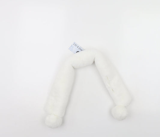 Franz & Lily Womens White    Scarf