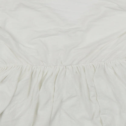 Brand and care label for Nine by Savannah Miller women’s white basic t-shirt, size UK 6