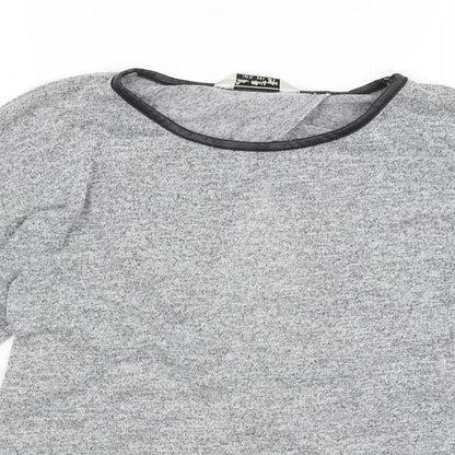 Close-up detail of Miss Selfridge women’s grey basic t-shirt, size UK 8