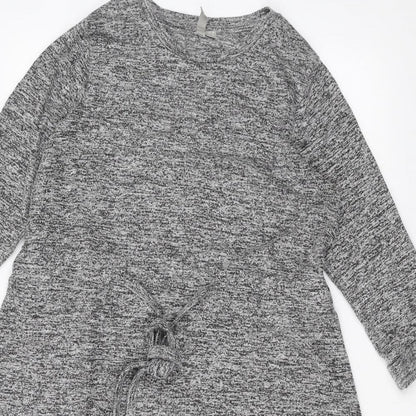 Close-up detail of ASOS women’s grey a-line, size UK 10