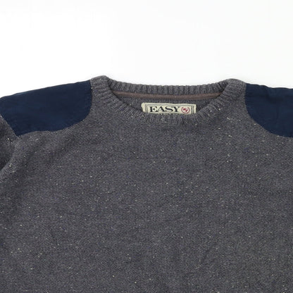 Close-up detail of Easy men’s grey knit jumper, size M