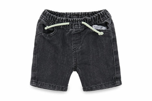 Front view of Primark boys’ black denim cropped jeans, size 12-18, months