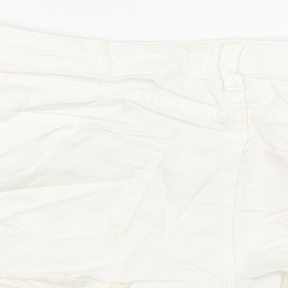 Gap Womens White  Denim Mom Shorts Size 30 - Summer