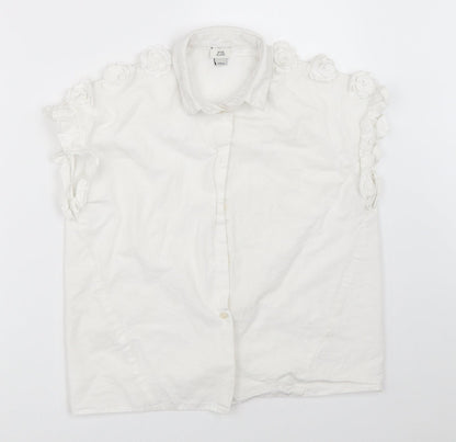 Additional front view of River Island girls’ white basic button-up, size 7-8, years