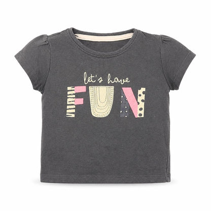 Front view of Primark girls’ grey basic t-shirt, size 9-12, months