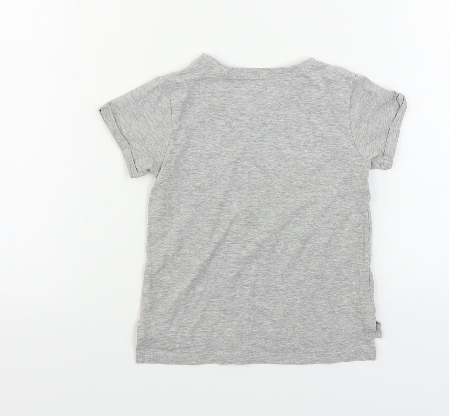Preworn  Girls Grey   Basic T-Shirt Size 4 Years