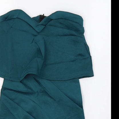 Close-up detail of Missguided women’s green a-line, size UK 6