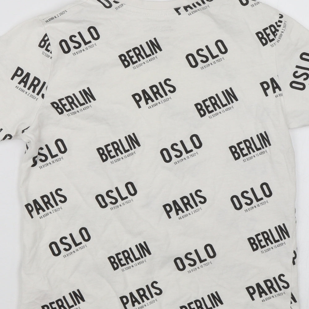 Primark Boys White   Basic T-Shirt Size 8-9 Years  - Paris Berlin Oslo