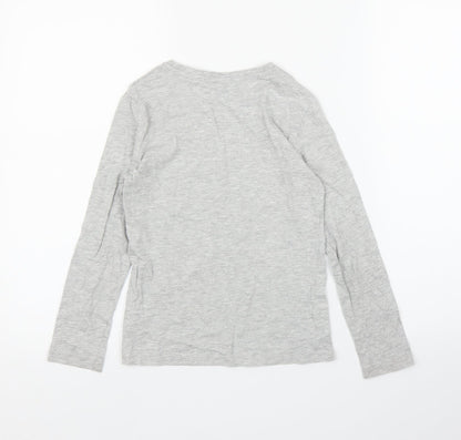 Back view of H&M girls’ grey basic t-shirt, size 7, years
