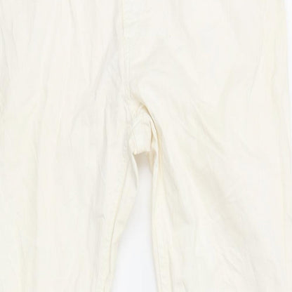 Close-up detail of FC Jeans women’s ivory straight jeans, size UK 10, 29-inch leg