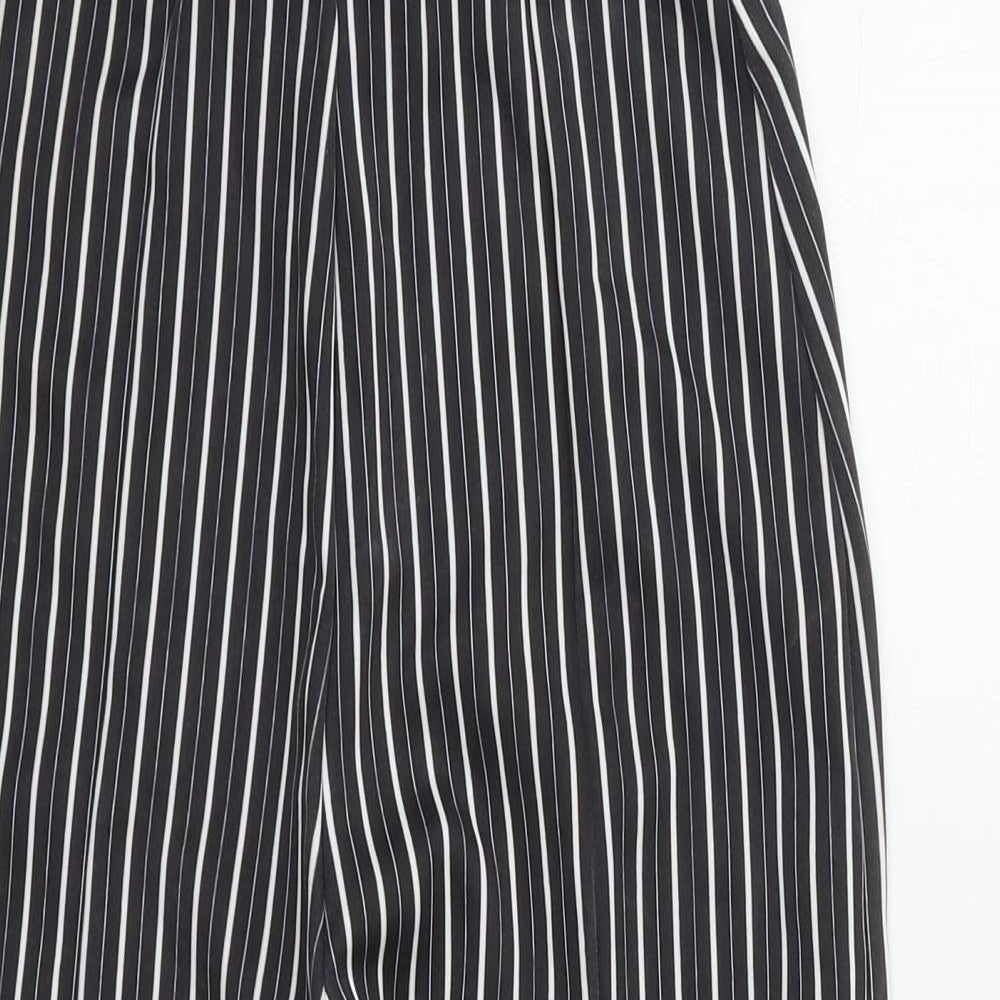 PRETTYLITTLETHING Womens Black Striped  Trousers  Size 6 L23 in