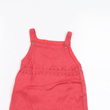 Close-up detail of Tu Baby Pink Basic T-Shirt, size 12-18, Months
