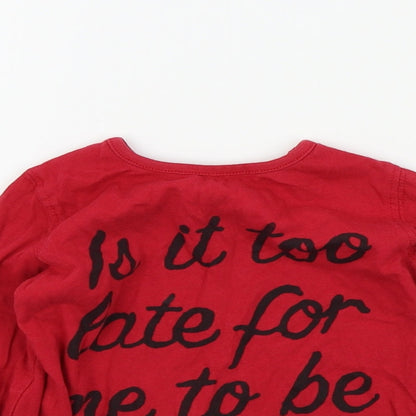 Close-up detail of Pep&Co girls’ red colourblock basic t-shirt, size 2-3, years