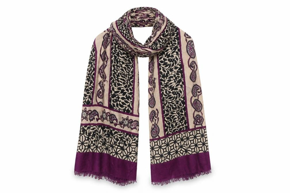 Preworn Womens Purple Paisley   Shawl/Wrap