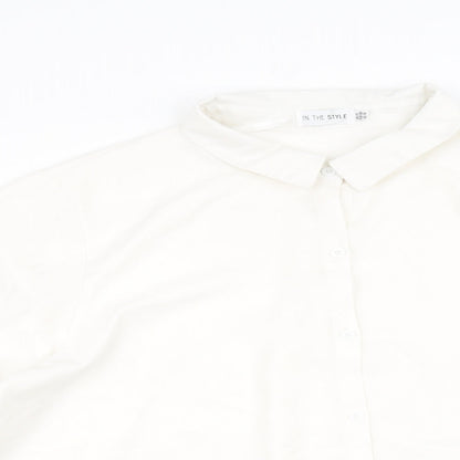 Close-up detail of In the Style women’s white basic button-up, size UK 20