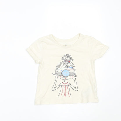 Additional front view of Gap girls’ ivory basic t-shirt, size 2, years - smile