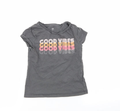Additional front view of Gap girls’ grey basic t-shirt, size S