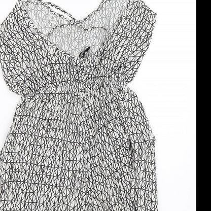 H&M Womens White Geometric  Playsuit One-Piece Size 6