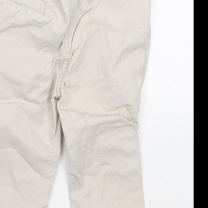 Brand and care label for F&F boys’ grey cargo trousers, size 9-12, months
