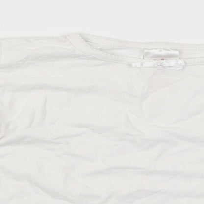 Close-up detail of E-vie Angel girls’ white basic t-shirt, size 3-4, years