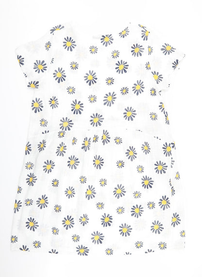 Back view of alexara women’s white floral a-line, size M