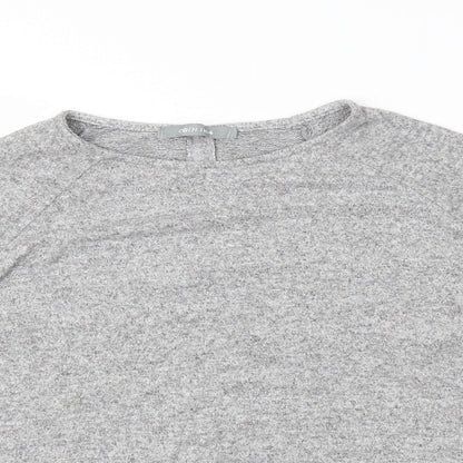Close-up detail of COIN 1804 women’s grey basic blouse, size L