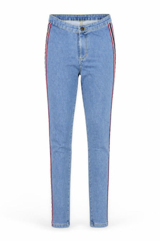 Front view of Denim & Co. women’s blue denim skinny jeans, size UK 4, 28-inch leg