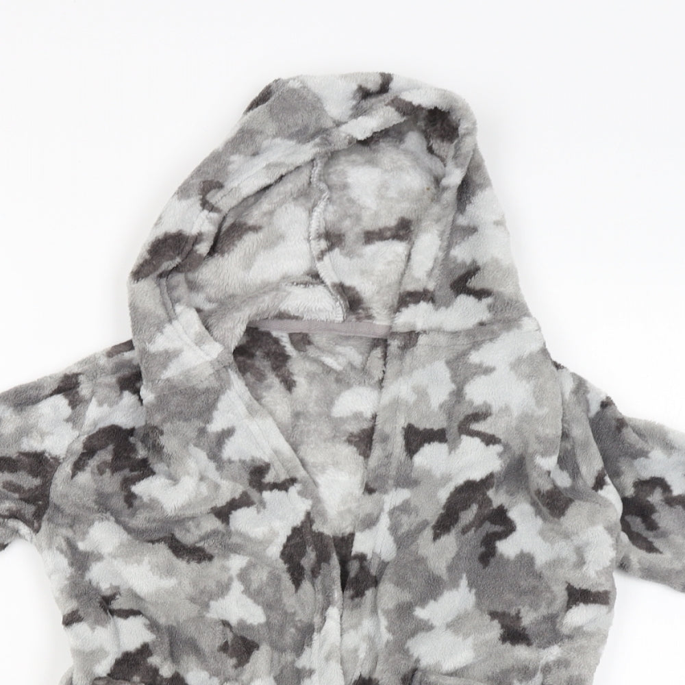 Preworn Boys Grey Camouflage   Gown Size 4-5 Years