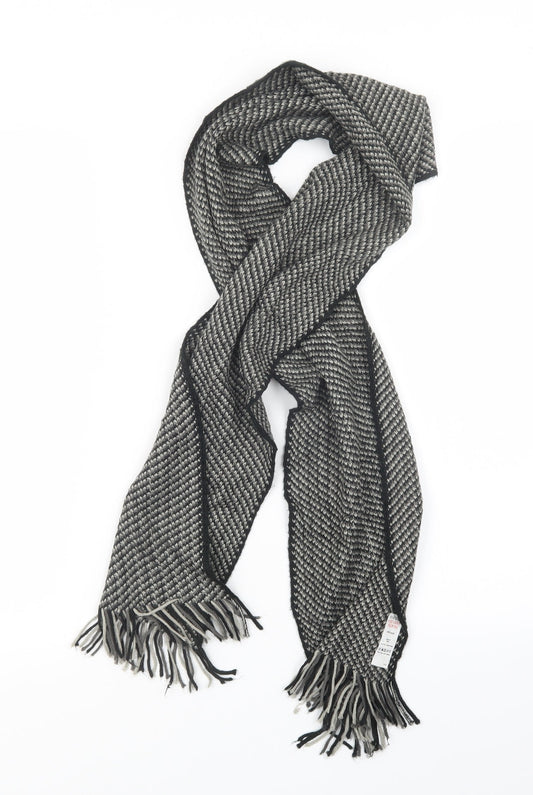 Preworn Womens Black  Knit  Scarf