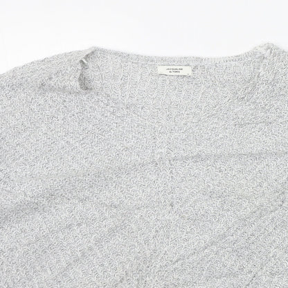 Close-up detail of Jaqueline de Yong women’s grey jumper, size M