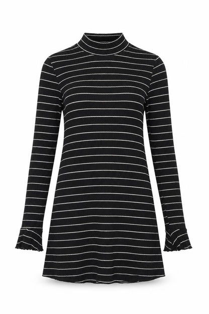 Preworn Womens Blue Striped  Basic T-Shirt Size XS