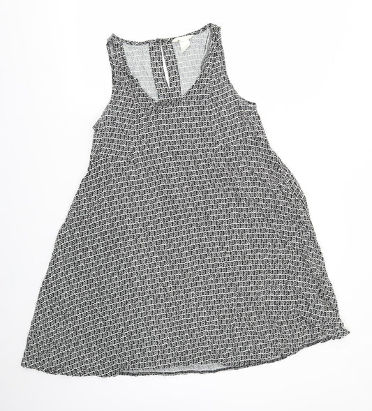 H&M Womens Black Geometric  Fit & Flare  Size 8