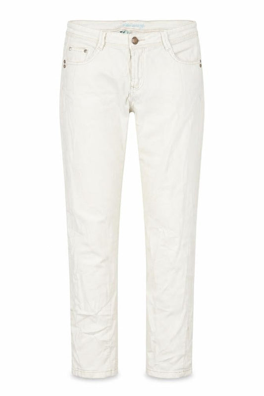 Front view of Denim & Co. women’s white denim skinny jeans, size UK 14, 30-inch leg