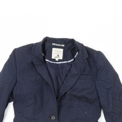 Close-up detail of Vacknox women’s blue jacket blazer, size UK 4, - shoulder pads
