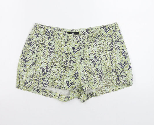 H&M Womens Green Animal Print  Bermuda Shorts Size 6