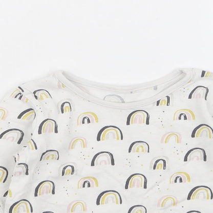 Close-up detail of Asda George girls’ white geometric basic t-shirt, size 9-12, months