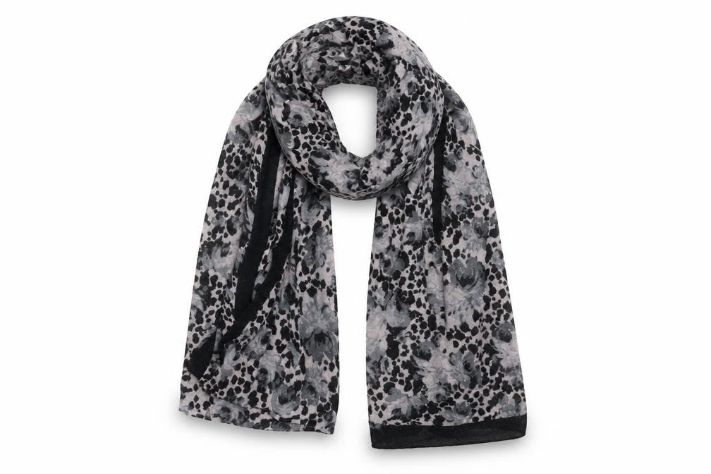 Preworn Womens Black Geometric   Shawl/Wrap