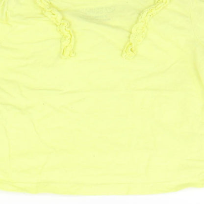 Brand and care label for Primark girls’ yellow basic t-shirt, size 2-3, years