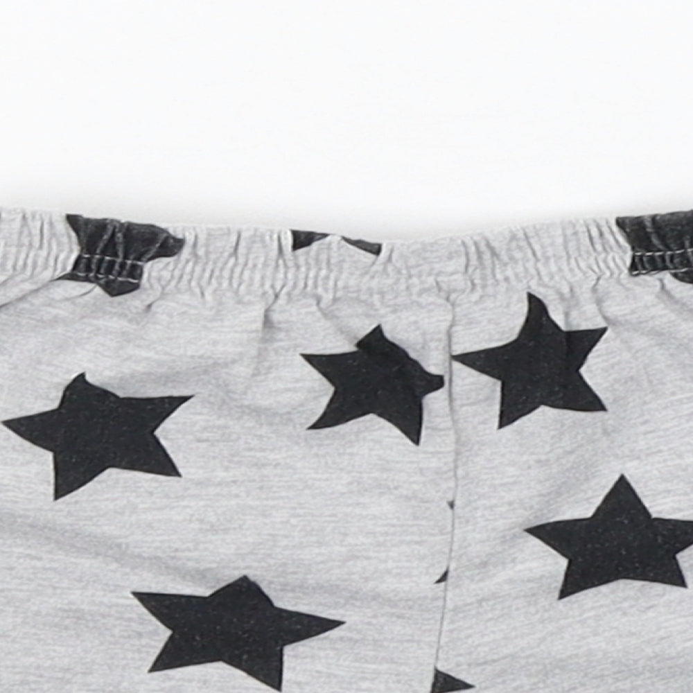 Matalan Girls Grey Geometric  Sweat Shorts Size 4-5 Years - STARS