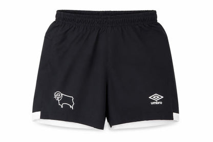 Front view of Umbro boys’ black cropped trousers, size 3-6, months