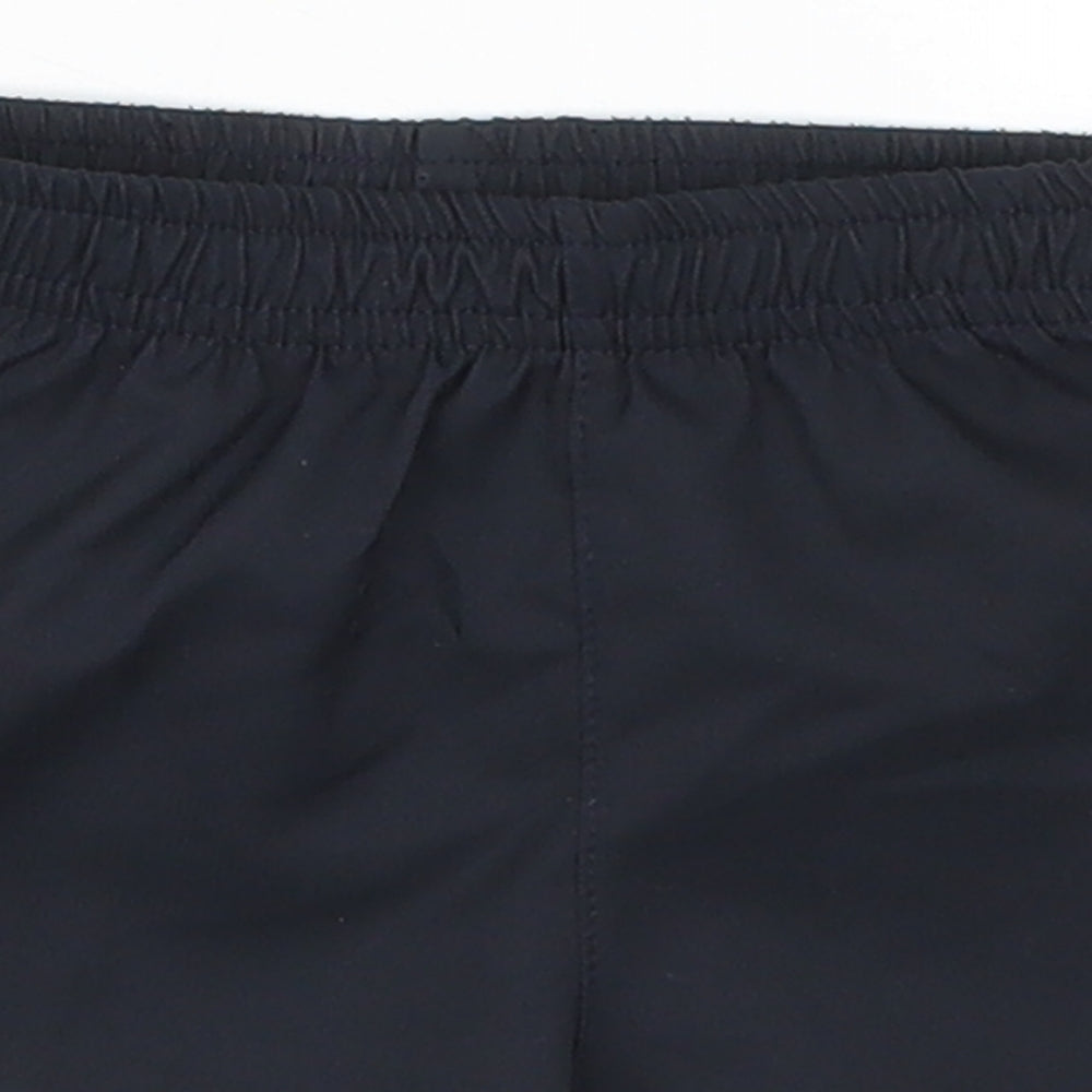 Umbro Boys Black   Cropped Trousers Size 3-6 Months