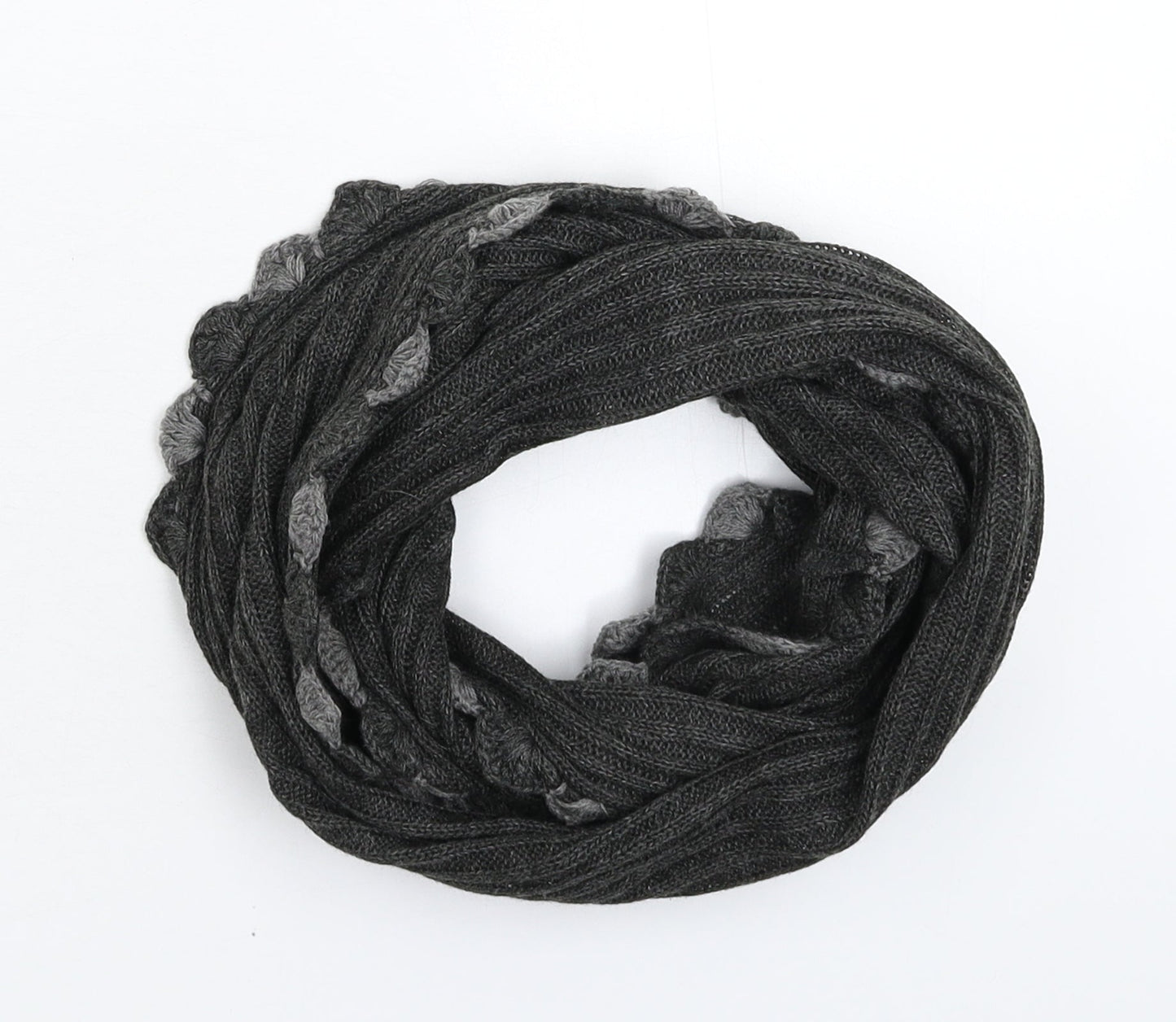 Preworn Womens Grey  Knit  Scarf   - Snood