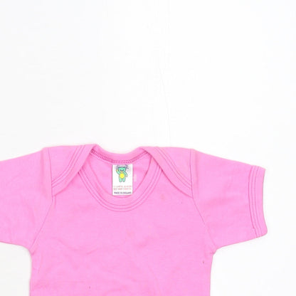 Close-up detail of Cute & Cuddly Baby Pink Basic T-Shirt, size 12-18, Months