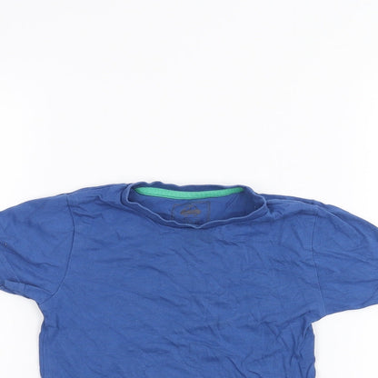 Close-up detail of Tu Baby Blue Basic T-Shirt, size 12-18, Months