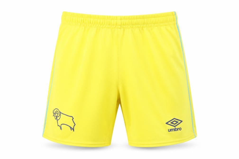 Umbro Boys Yellow   Sweat Shorts Size 9 Years - football shorts