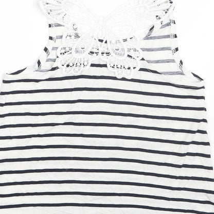 Brand and care label for H&M girls’ white striped basic tank, size 4-5, years