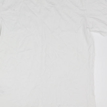 Brand and care label for Atlasformen women’s white basic t-shirt, size L