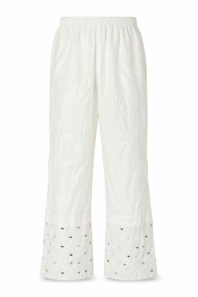 Prewron Womens White   Trousers  Size 26 in L25 in