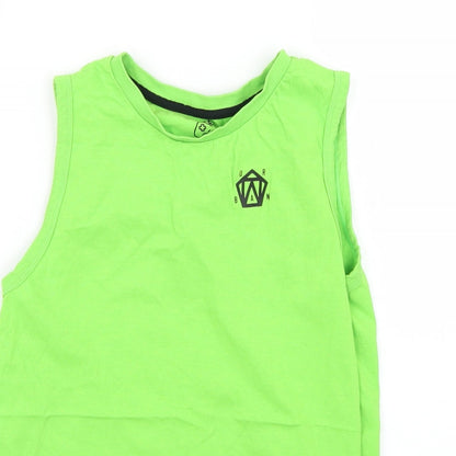 Close-up detail of F&F girls’ green basic t-shirt, size 11-12, years